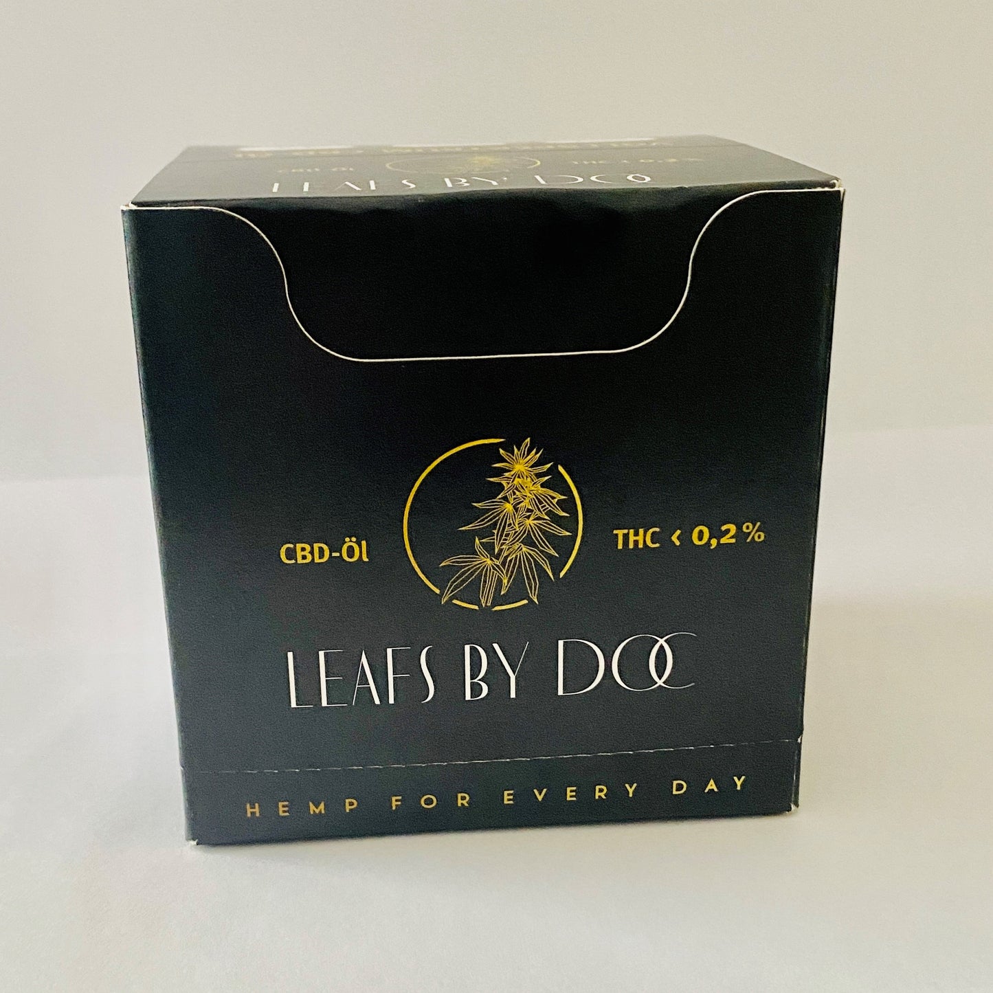 Thekendisplay für Vollspektrum CBD-Öl – 5%, 10%, 15% | LEAFS BY DOC